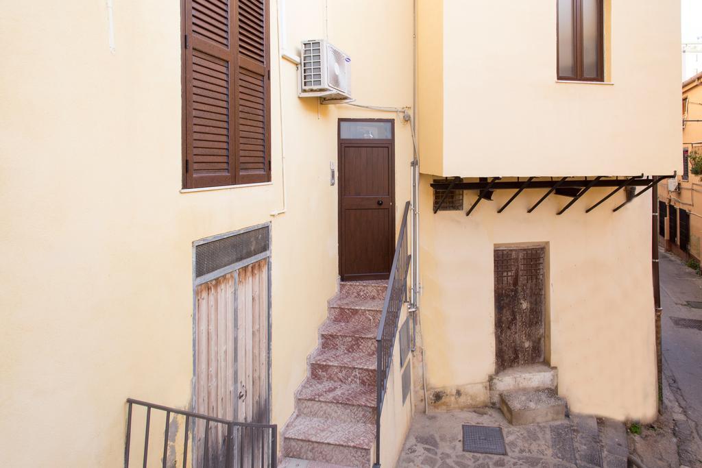 Four Rooms Agrigento Buitenkant foto