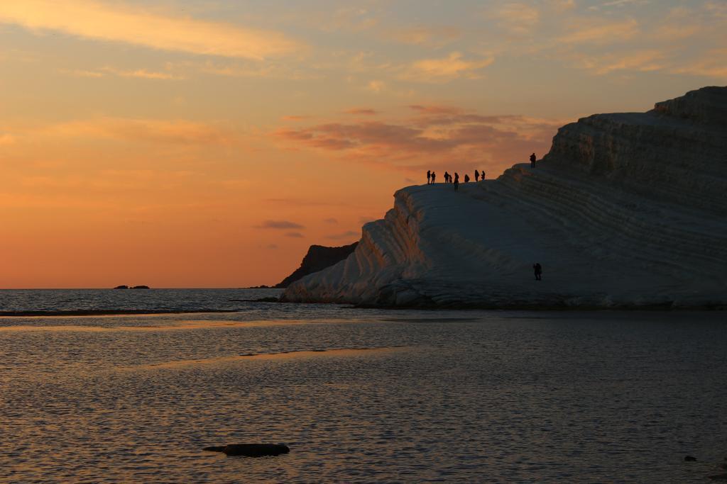 Four Rooms Agrigento Buitenkant foto