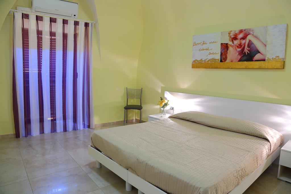 Four Rooms Agrigento Buitenkant foto