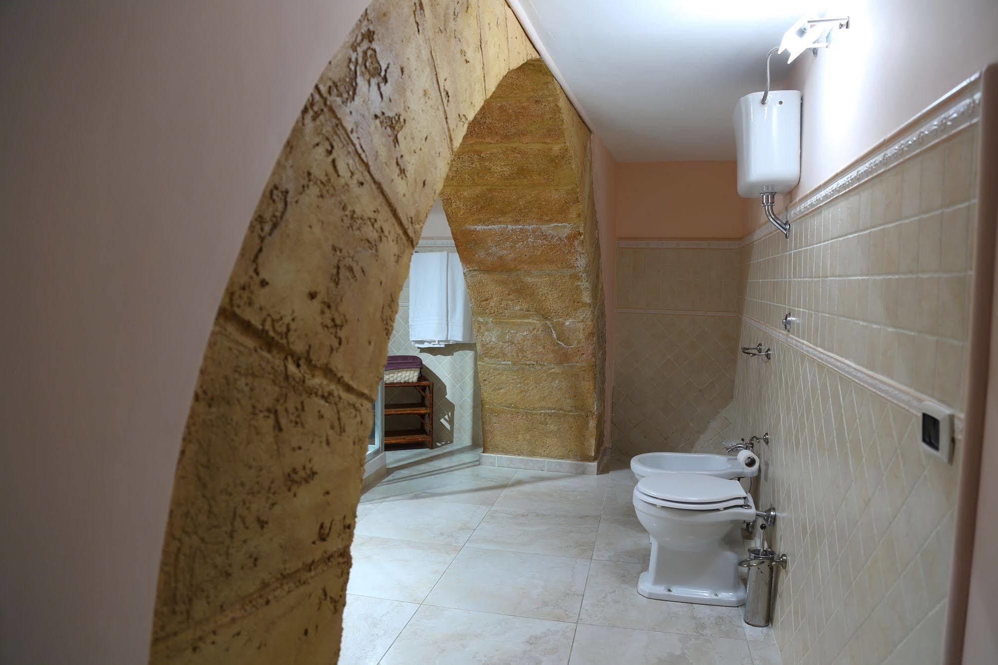 Four Rooms Agrigento Buitenkant foto